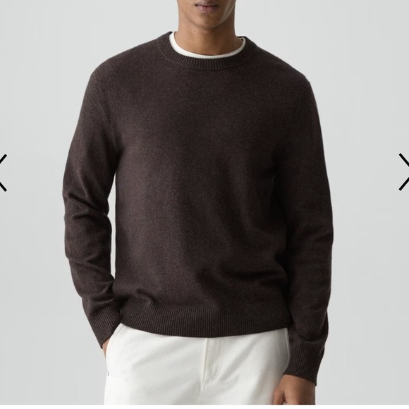 Theory Hilles Crewneck Sweater in Cashmere size M .Soft in dark brown.